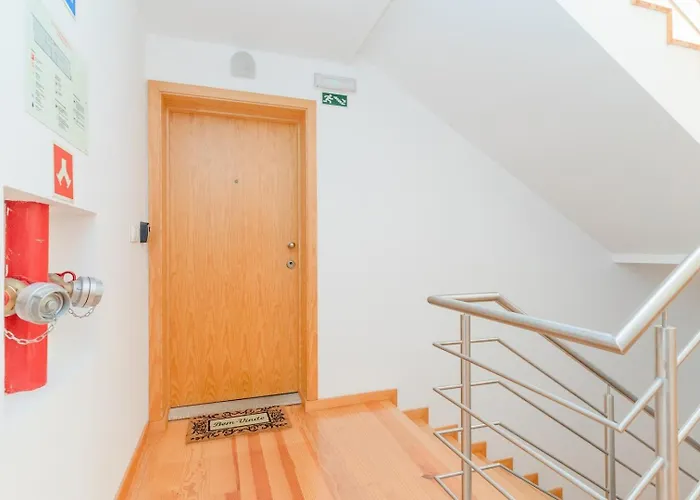 Flat With Cozy Balcony In The Heart Of Center *