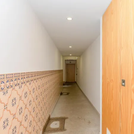 Flat With Cozy Balcony In The Heart Of Center