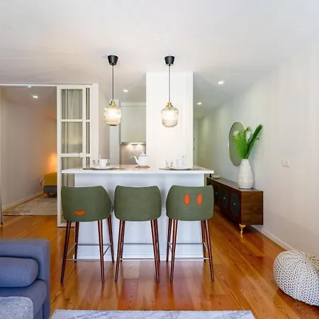 Flat With Cozy Balcony In The Heart Of Center * Porto